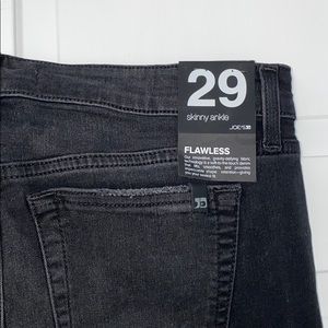 NWT Joes Jeans black ankle jeans size 29